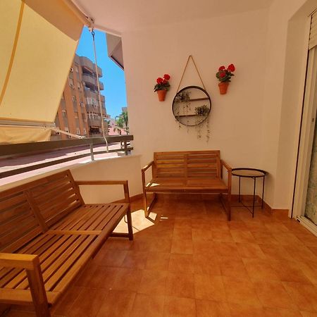 Estacion Del Mar Lägenhet Málaga Exteriör bild